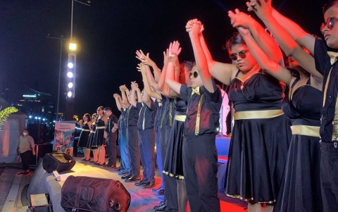 Coro Notas de luz agradece a su público