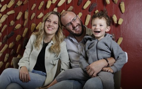 Juan Sebastián Pérez y su familia.