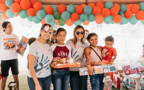 Evento navideño de Manitas en Acción.