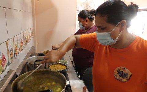 Algunos migrantes han dado trabajo a otros a través de los emprendimientos que tienen.