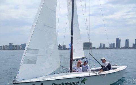 La embarcación de Julio Vélez, junto a su equipo, ya sabe lo que es ganar el torneo. Lo hizo hace dos años (en 2020 no hubo torneo por pandemia), de ahí que es el rival a vencer de campeones mundiales.