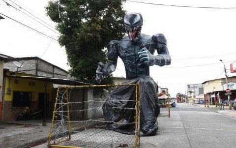 Personaje. Uno de los monigotes gigantes que roba las miradas es Venom.