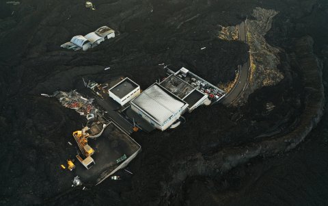Activo. El volcán de Cumbre Vieja, de la isla de La Palma (España), sobrepasó los tres meses de erupción.