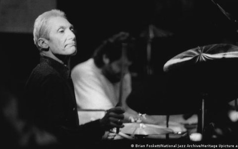 El baterista Charlie Watts es una de las celebridades que partieron en 2021.