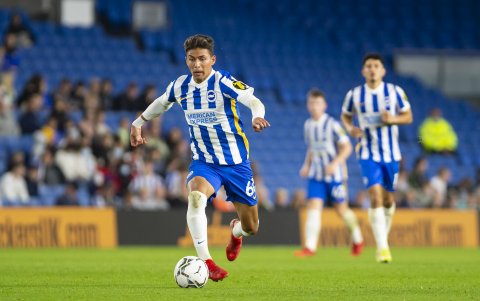 Jeremy Sarmiento milita actualmente en el Brighton de Inglaterra.