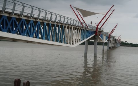 Estructura. El puente luce arreglado.