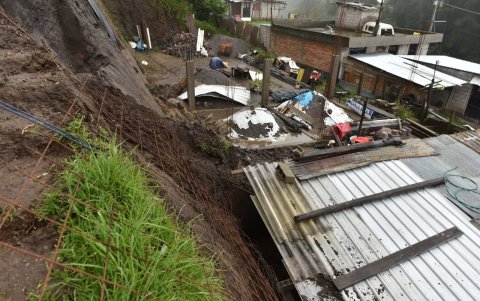 Solicitud. Los perjudicados pidieron ayuda a las autoridades porque perdieron todos sus enseres.