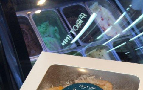 Alternativa.- La rosca de Reyes que ofrece Prot Inn que es con endulcorantes y con harina de avena.