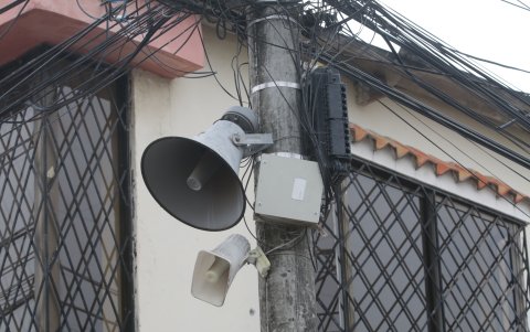También se han colocado alarmas para alertar al barrio cuando ocurre un hecho delictivo.