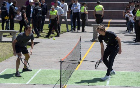 El suizo, siendo # 3 del mundo, jugó junto al alemán Alexander Zverev, también en una exhibición, el 24 de noviembre de 2019 en el coliseo Rumiñahui, ante más de 14.000 aficionados.