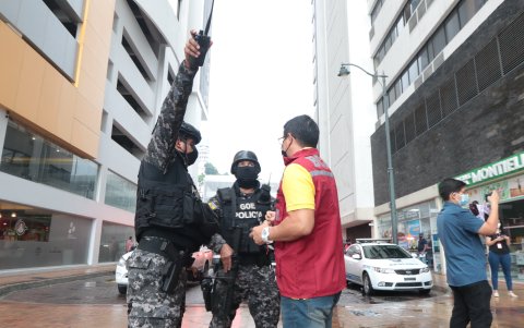 Asistencia. Al sitio acudieron policías, bomberos y socorristas.