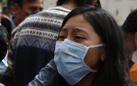 El sufrimiento se refleja en el rostro de aquellos vecinos que lo han perdido todo: familiares, bienes y la vida que acostumbraban.