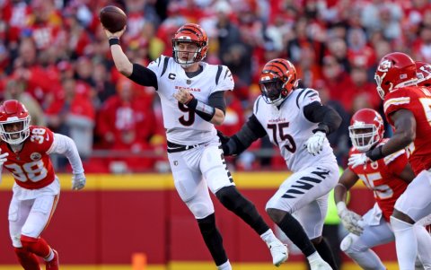 Joe Burrow, de 25 años, de los Bengals, llevó nuevamente a su equipo a instancias decisivas.