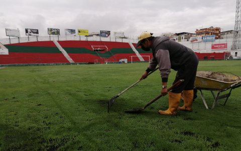 El canchero del Bellavista de Ambato hace un corte para Macará, Técnico y Mushuc Runa.
