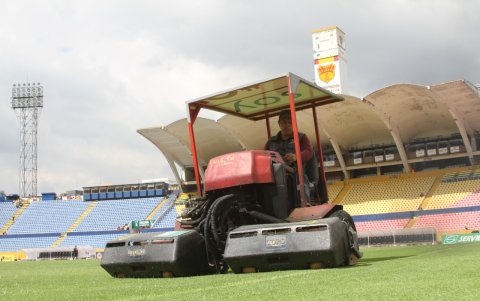 El estadio Atahualpa estrenará este año un sistema de riego que se maniobrará por wifi.