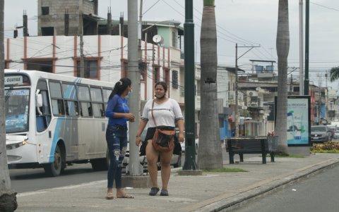 Las personas pasan por ahí, pero no las usan