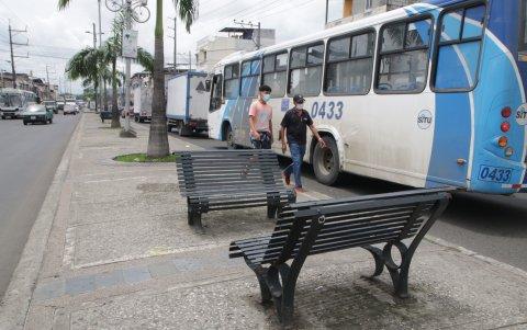 Así lucen las bancas a diario