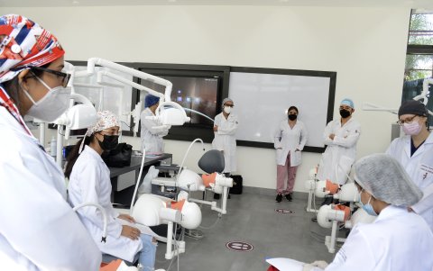 Las carreras prácticas como las de Ciencias Médicas han tenido prioridad en el plan de retorno progresivo a clases presenciales en la UEES.