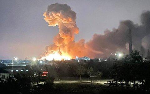 Las sirenas antiaéreas suenan en la capital de Ucrania, Kyiv, por bombardeos.