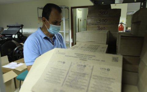 La impresión de las papeletas y el traslado de las mismas tomó tres días.