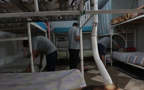 Los pacientes se encargan de hacer las tareas en los sitios donde reciben tratamiento.