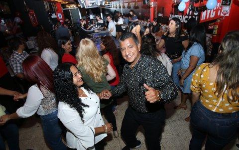 Después de mucho tiempo  algunos volvieron a salir en las noches de Guayaquil