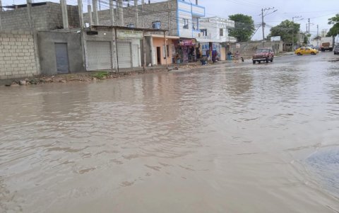 Así amanecieron las calles céntricas del cantón.