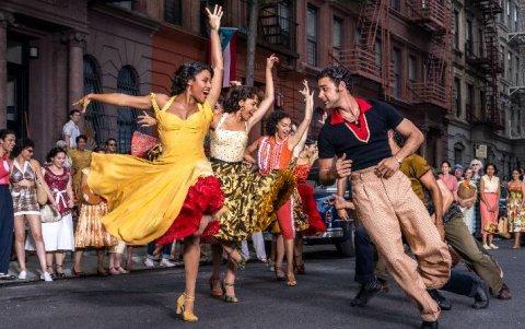 Steven Spielberg ofrece una versión más moderna del clásico musical.