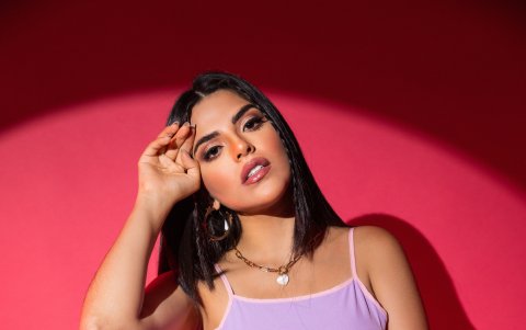 Tiene 28 años y es madre de una niña, Luciana.