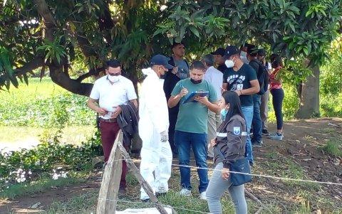 La Fiscalía investiga tanto el crímen como el hallazgo del dinero quemado, de oficio.