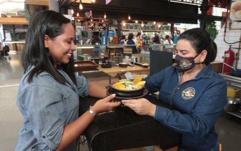 La fanesca en la Estación del Bolón