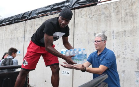 El uruguayo Álvaro Gutiérrez no tuvo suerte en el banquillo albo.