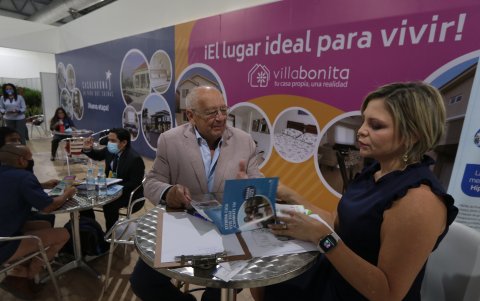 Empresario. En la inauguración estuvo Carlos Lasso, gerente de Multiraíces.