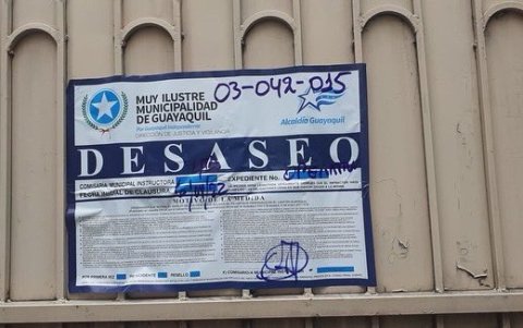 En los sellos de clausura se explican los motivos que llevaron a la clausura.