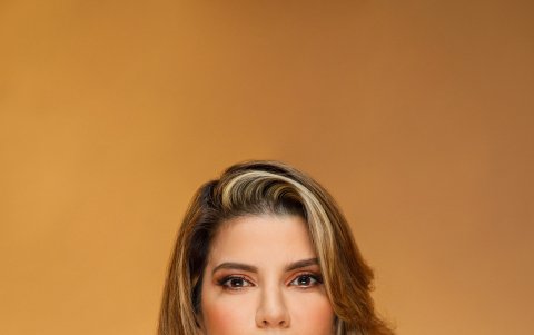 Su frase de bandera es:“El derecho a cambiar es irrenunciable”.