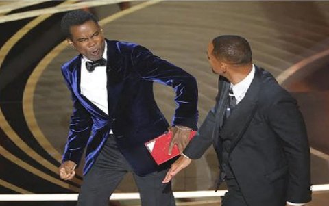 El golpe que le dio Smith al comediante Chris Rock.