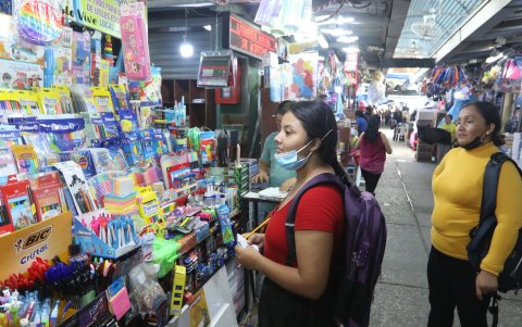 Desde muy temprano, desde esta semana, ha empezado a llegar la clientela.