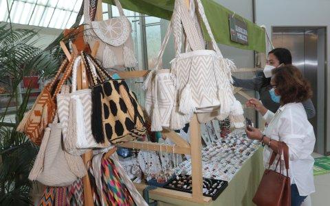 Feria. En el Policentro hay una feria de emprendedores que estará hasta mañana domingo 24.