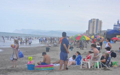 Balneario.- Las playas de Atacames, en la provincia de Esmeraldas, atrae a turistas.