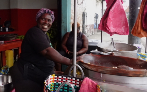 El secreto de su éxito es la actitud con la que atiende a sus clientes.