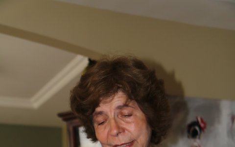 Tras la entrevista, Laura lee el fragmento de la carta que escribió para su hijo Manuel Eduardo y se conmueve al recordar el momento.