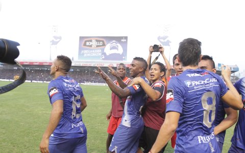 Miler Bolaños marcó el último gol para liquidar la final del 2014.