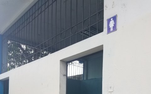 Los baños suelen ser los espacios más afectados por el uso