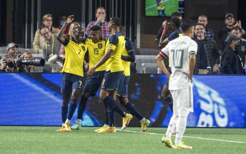 La ultima y primera vez que Ecuador le anotó 3 goles a México fue el 27 de octubre del 2021.