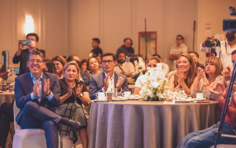 Presencia. Concejales del sello socialcristiano compartieron una mesa.