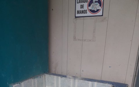 En algunas escuelas no hay ni agua para que los alumnos se laven las manos. La infraestructura está en mal estado.