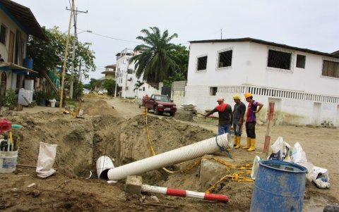 Las obras a medio hacer habían generado molestias a los habitantes.