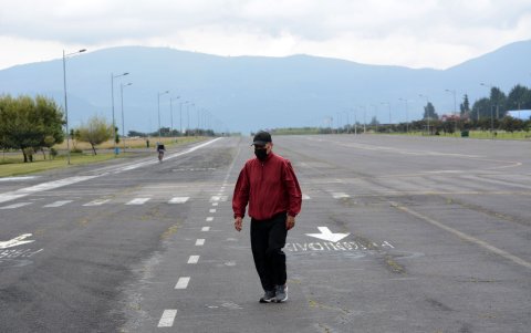Parque Bicentenario. Así de solitario permanece a diario, apenas unos cuantos se atreven a visitarlo.