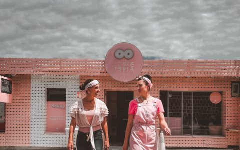 María Gracia es la chef y Catalina, la publicista.