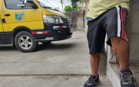 Dos sujetos en moto trataron de asaltar en un expreso donde se encontraban más de 10 menores que se dirigían a clases, el 30 de mayo pasado.